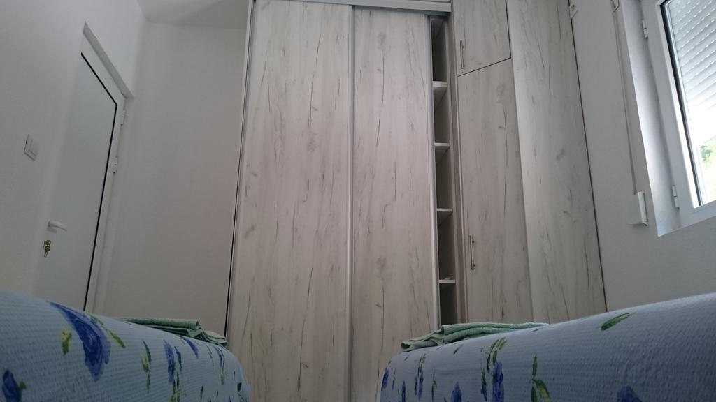 Apartments Vukovic スヴェティ・ステファン エクステリア 写真
