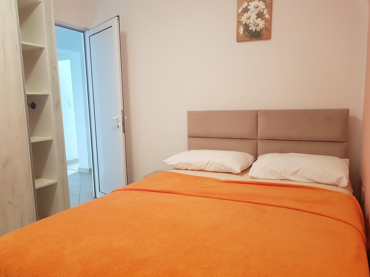 Apartments Vukovic スヴェティ・ステファン エクステリア 写真